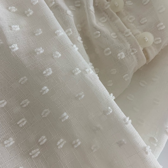 Liz Claiborne Petite Sheer Textured Blouse Womens L petites - Picture 7 of 9